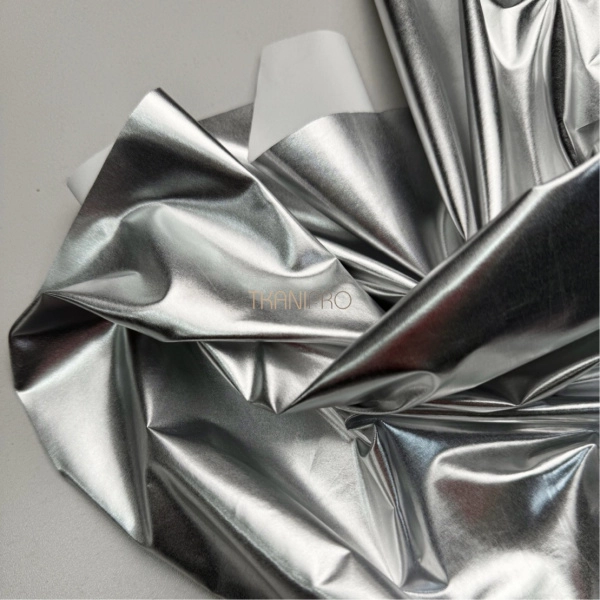 Ткань плащевая фольгированная цвет серебро, арт. PL4136-1